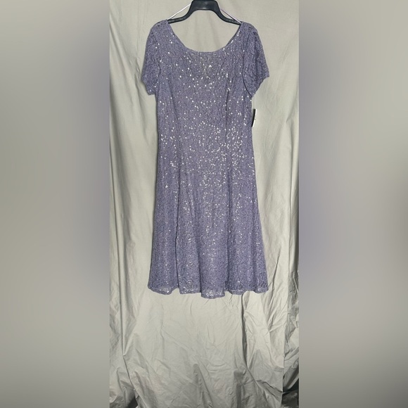 SLNY Lavender Sequin Midi Dress - Picture 5 of 10